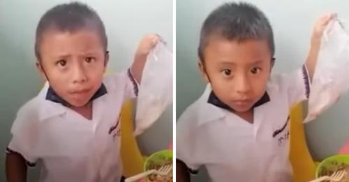 Menino guarda parte da merenda da escola para levar para sua mãe comer