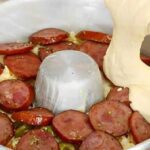 Linguiça com batata no forno uma receita econômica e deliciosa que vai agradar toda a família