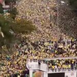 URGENTE: Mesmo passando mal, Bolsonaro cumpre a palavra e acaba de chegar na Paulista (veja o vídeo)