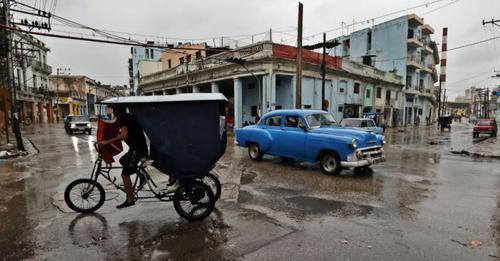 Cuba sofre segundo dia de apagão total após colapso na energia