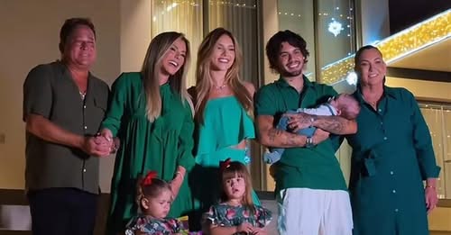 Até nevou! Virginia Fonseca impressiona com luxuosa decoração de natal em sua casa; veja vídeo