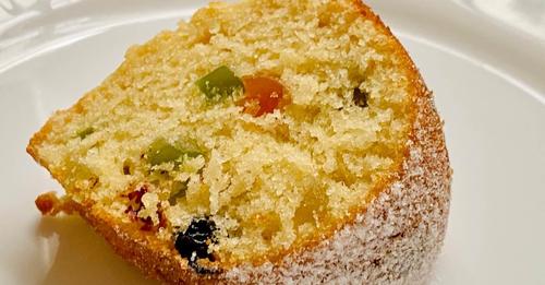 Bolo de natal com frutas cristalizadas para você nas reuniões de família no fim de ano