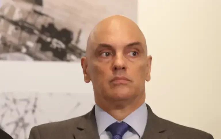 Investigados tentaram prender Alexandre de Moraes, diz PF