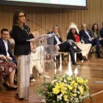 MC Mirella rompe com os pais e explica por que pediu para eles saírem de casa